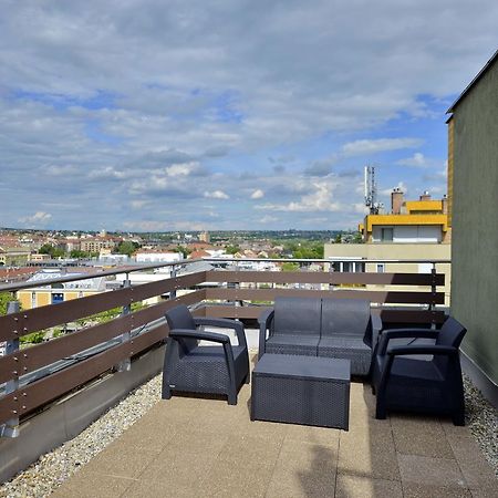 Panorama City Apartman Pécs Eksteriør billede
