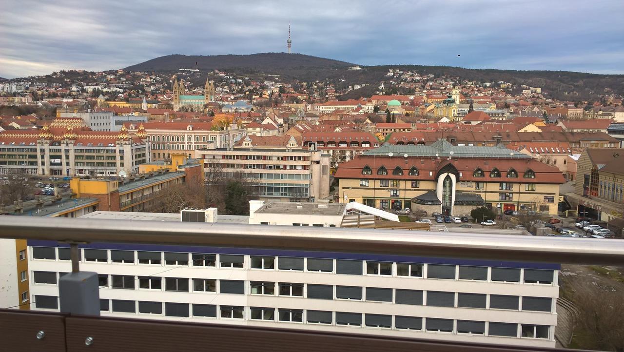 Panorama City Apartman Pécs Eksteriør billede