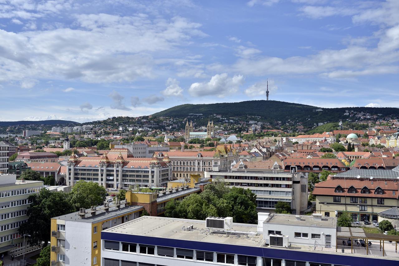 Panorama City Apartman Pécs Eksteriør billede
