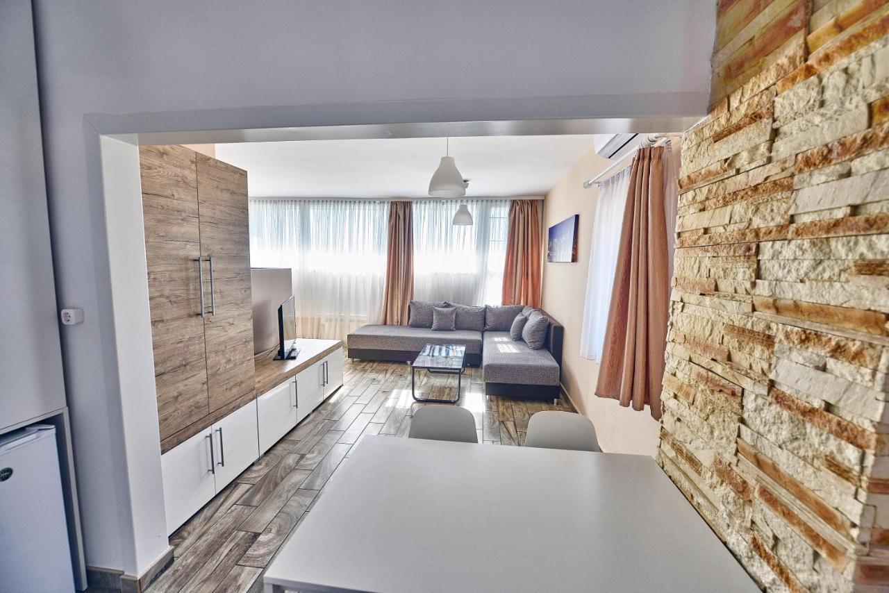 Panorama City Apartman Pécs Eksteriør billede